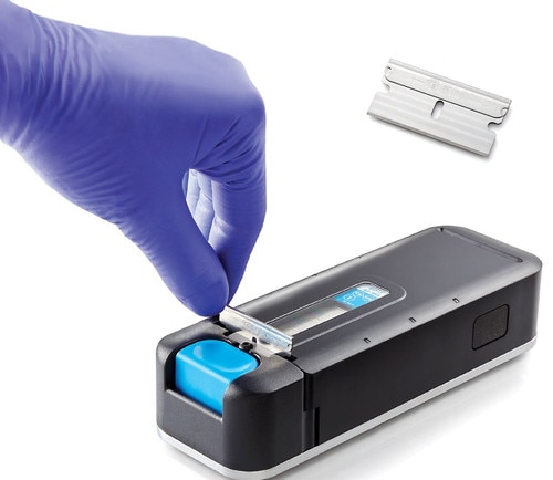 SD-0325 GEM® Single Edge Blade Safety Dispenser